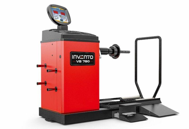 INVENTO VB 780 wyważarka 2D do kół ciężarowych z zestawem LLKW, laser, LED